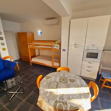 Casa Con Posto Auto * Pizzo (Calabria)